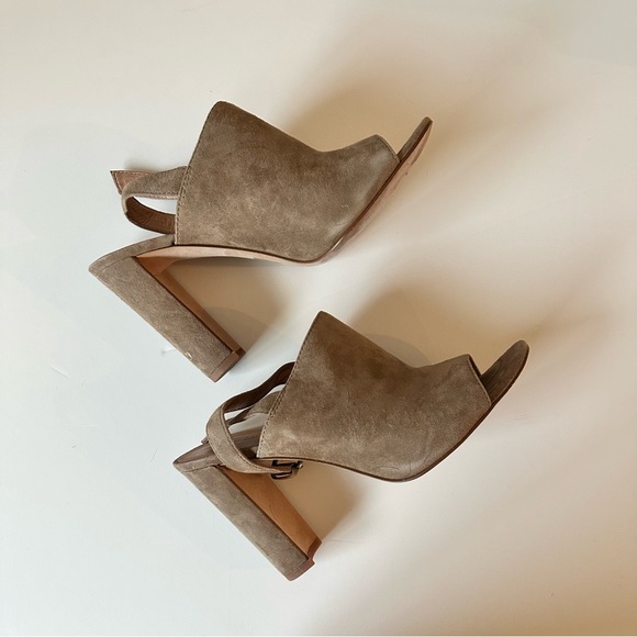 Madewell Shoes - Madewell Tan Suede Block Heel Mule